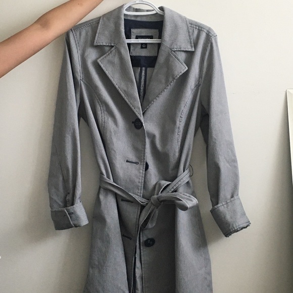 Grey trench coat - Picture 2 of 2